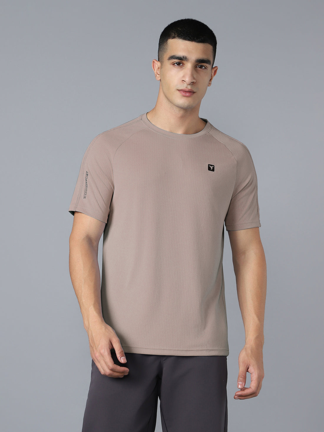Men court shorts